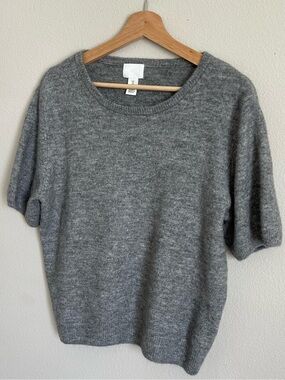 H&M Gray Short-Sleeve Knit Sweater